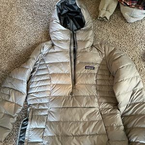 patagonia down hoodie